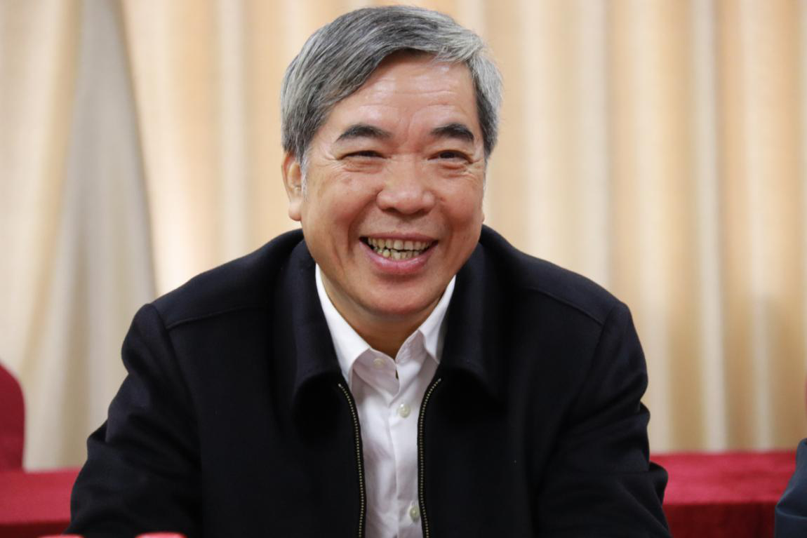 東莞市鎮(zhèn)兩級領(lǐng)導(dǎo) “暖企”行動走進(jìn)國立